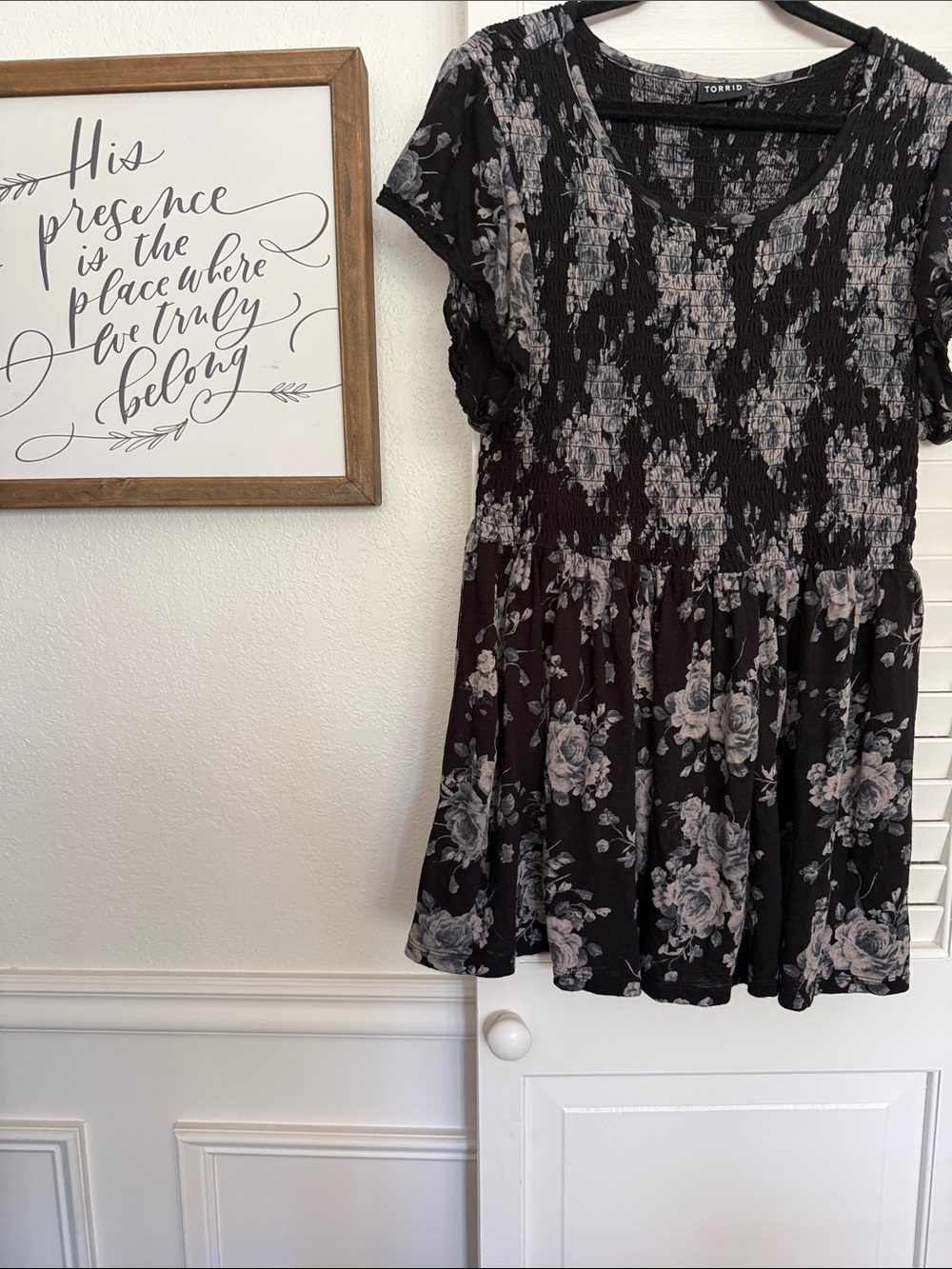 torrid Black and Gray Floral Smocked Babydoll Top